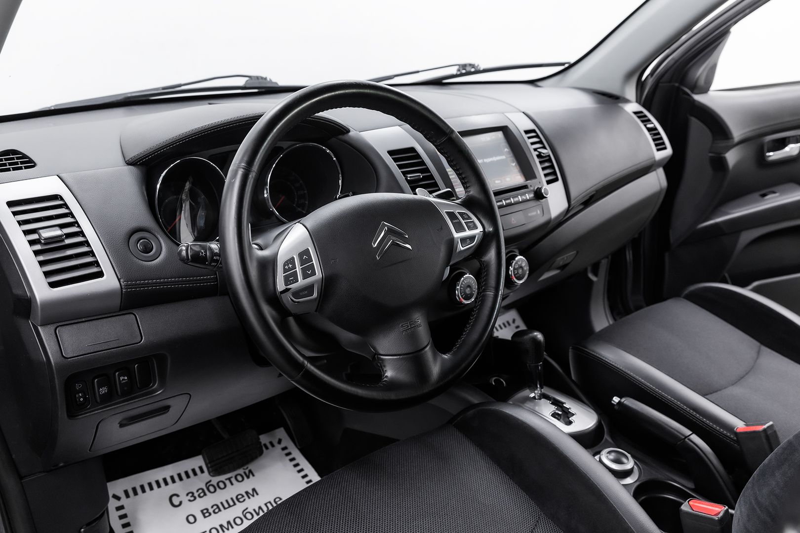 Citroen C-Crosser, 2010 фото 12