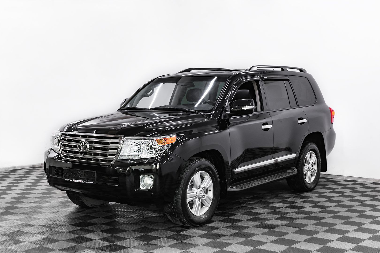 Toyota Land Cruiser, 200 Series Рестайлинг 1, 2013