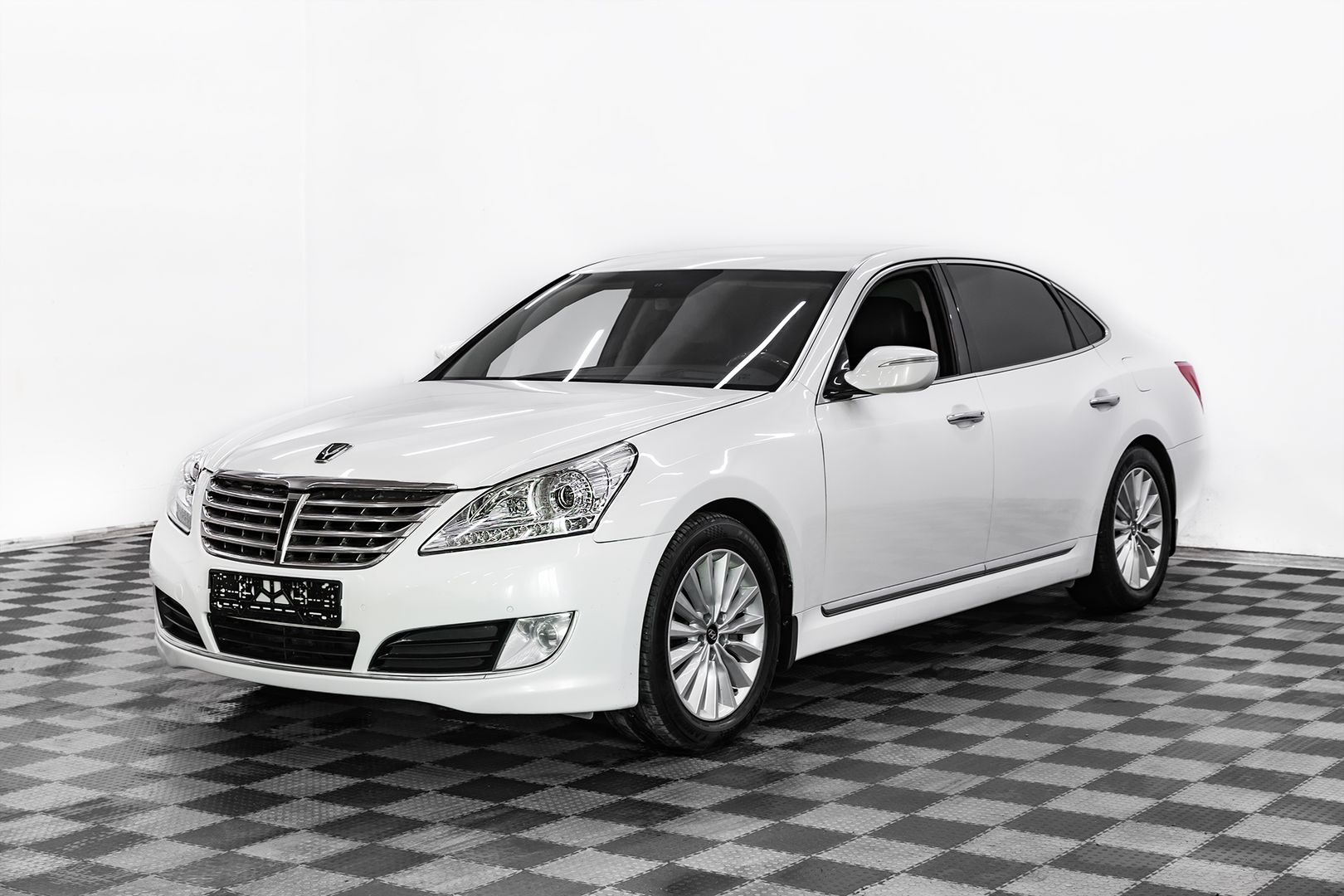 Hyundai Equus, II Рестайлинг, 2013 фото 1