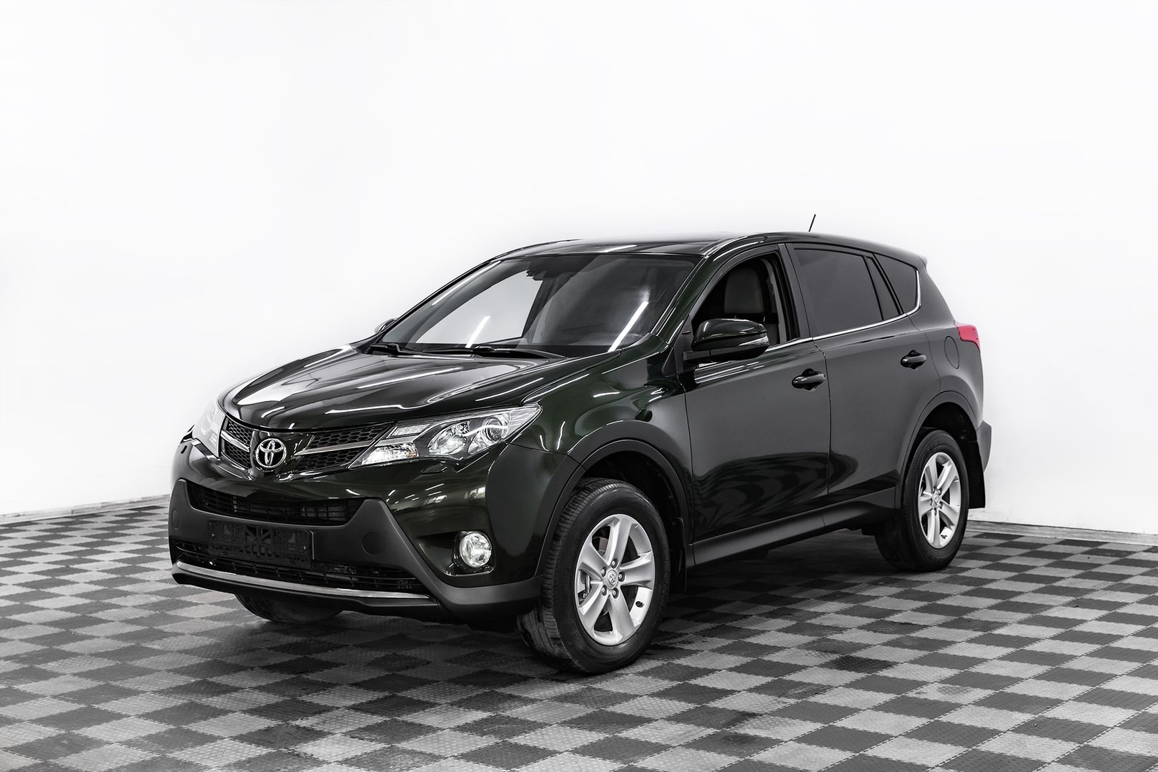 Toyota RAV4, IV (XA40), 2013