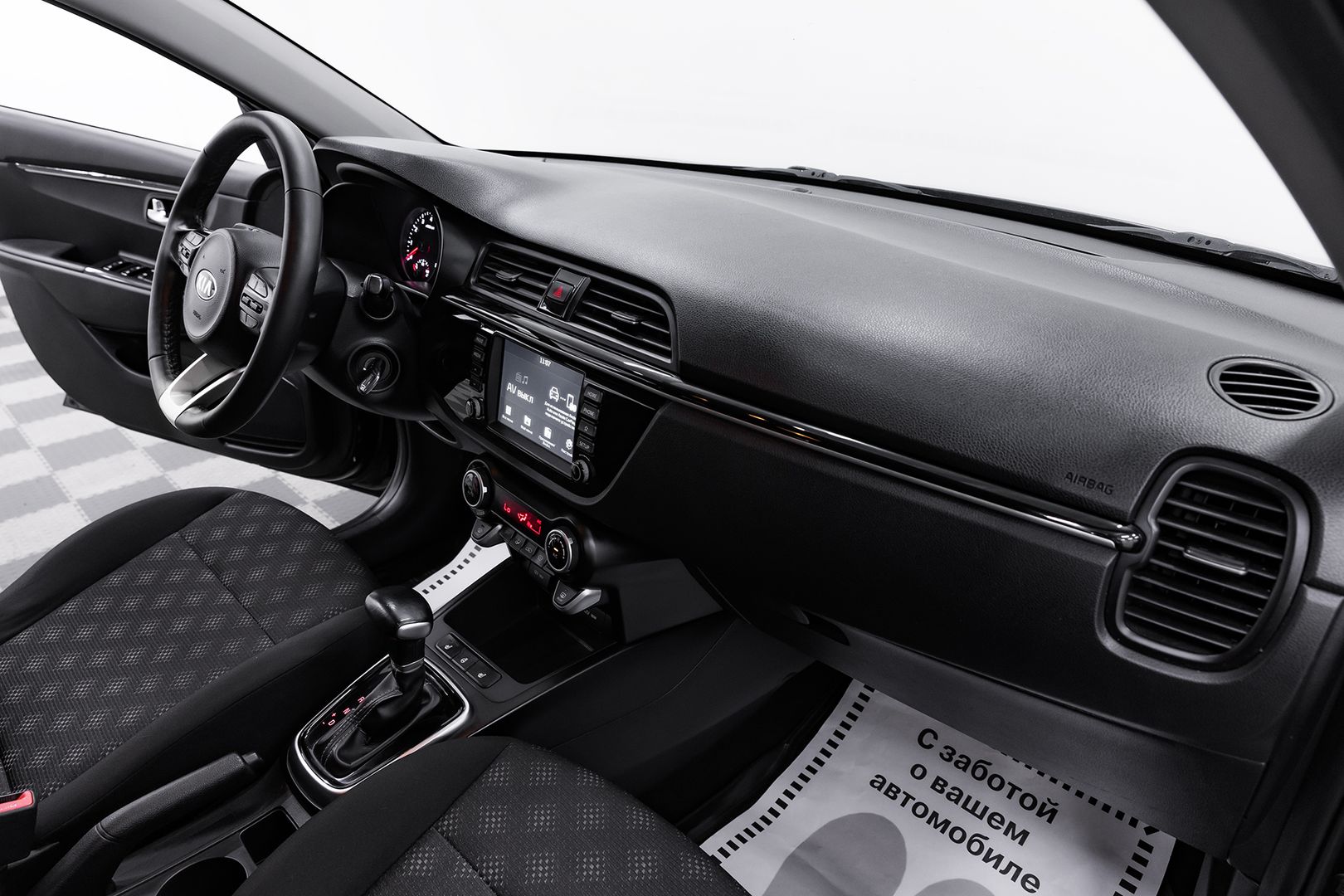 Kia Rio, IV, 2019 фото 16