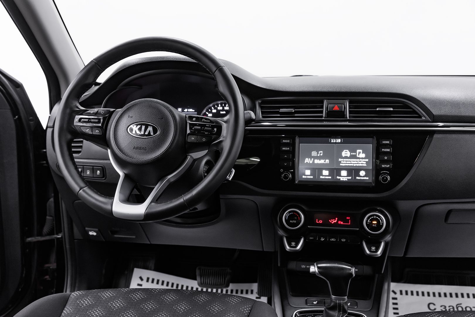 Kia Rio, IV, 2019 фото 11