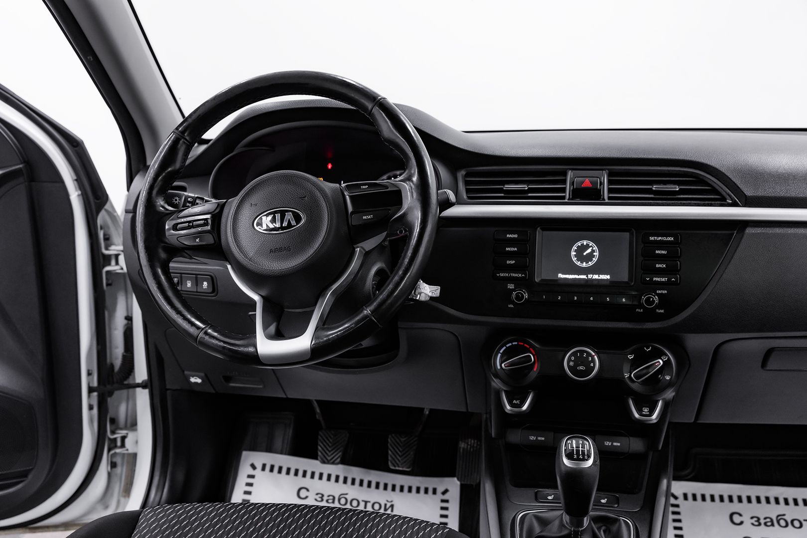 Kia Rio, IV, 2018 фото 9