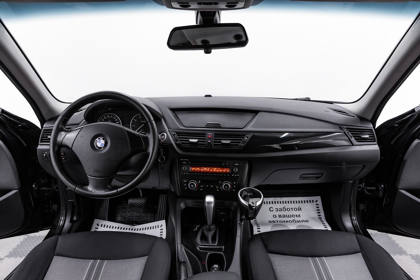 BMW X1, I (E84), 2011 фото 9