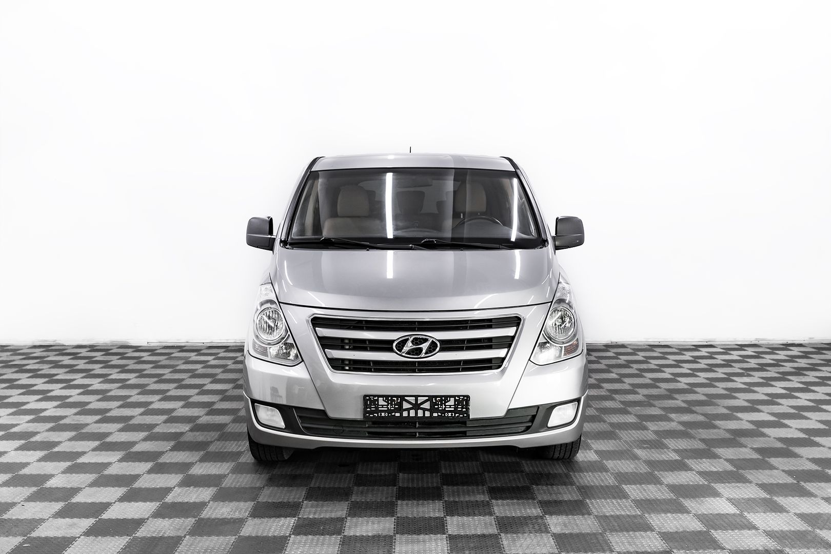 Hyundai H-1, II Рестайлинг, 2017 фото 1