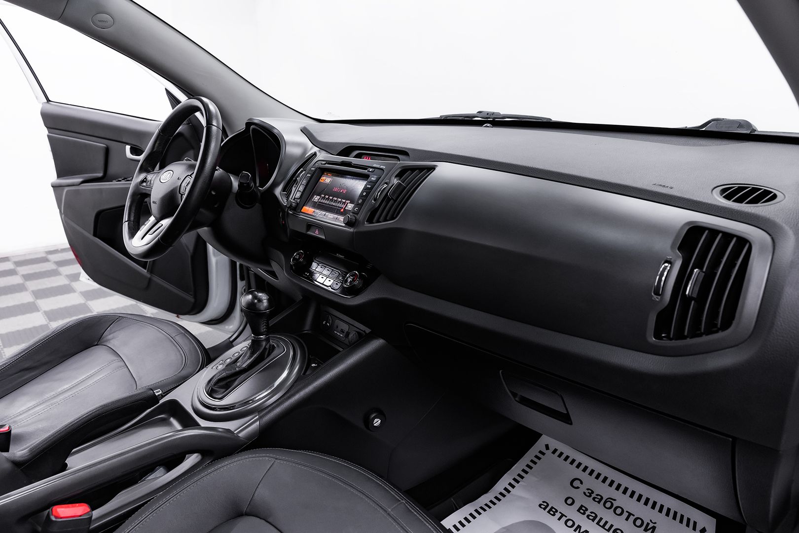 Kia Sportage, III, 2011 фото 16