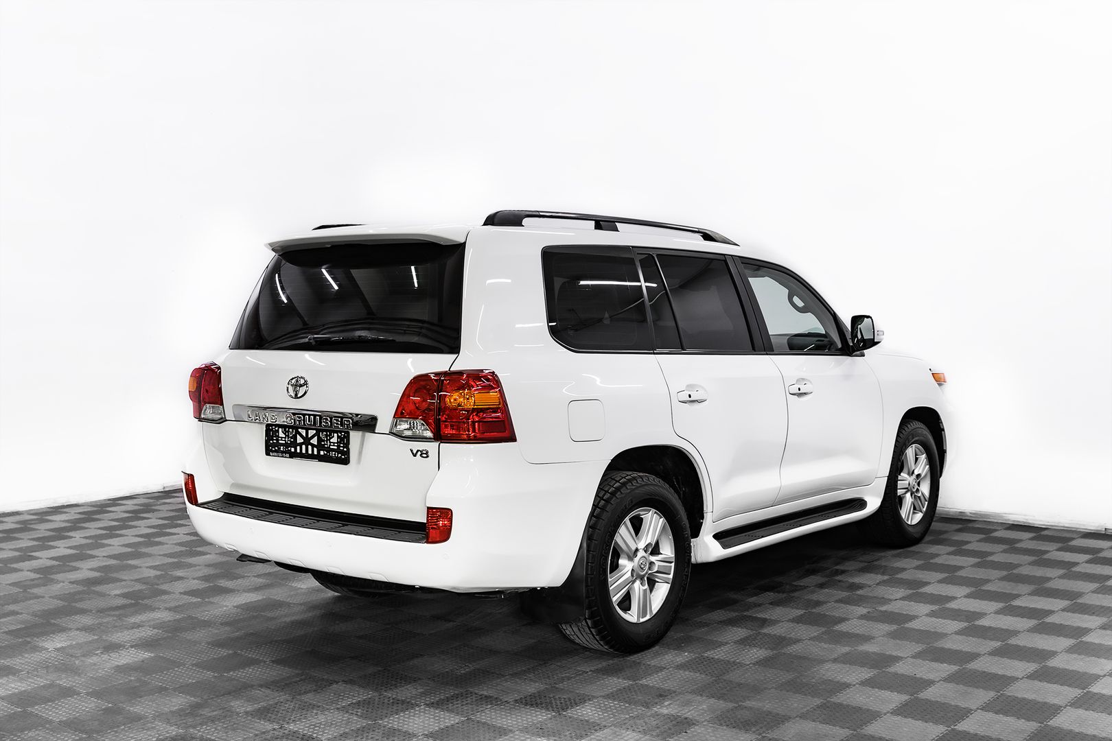 Toyota Land Cruiser, 200 Series Рестайлинг 1, 2014 фото 6