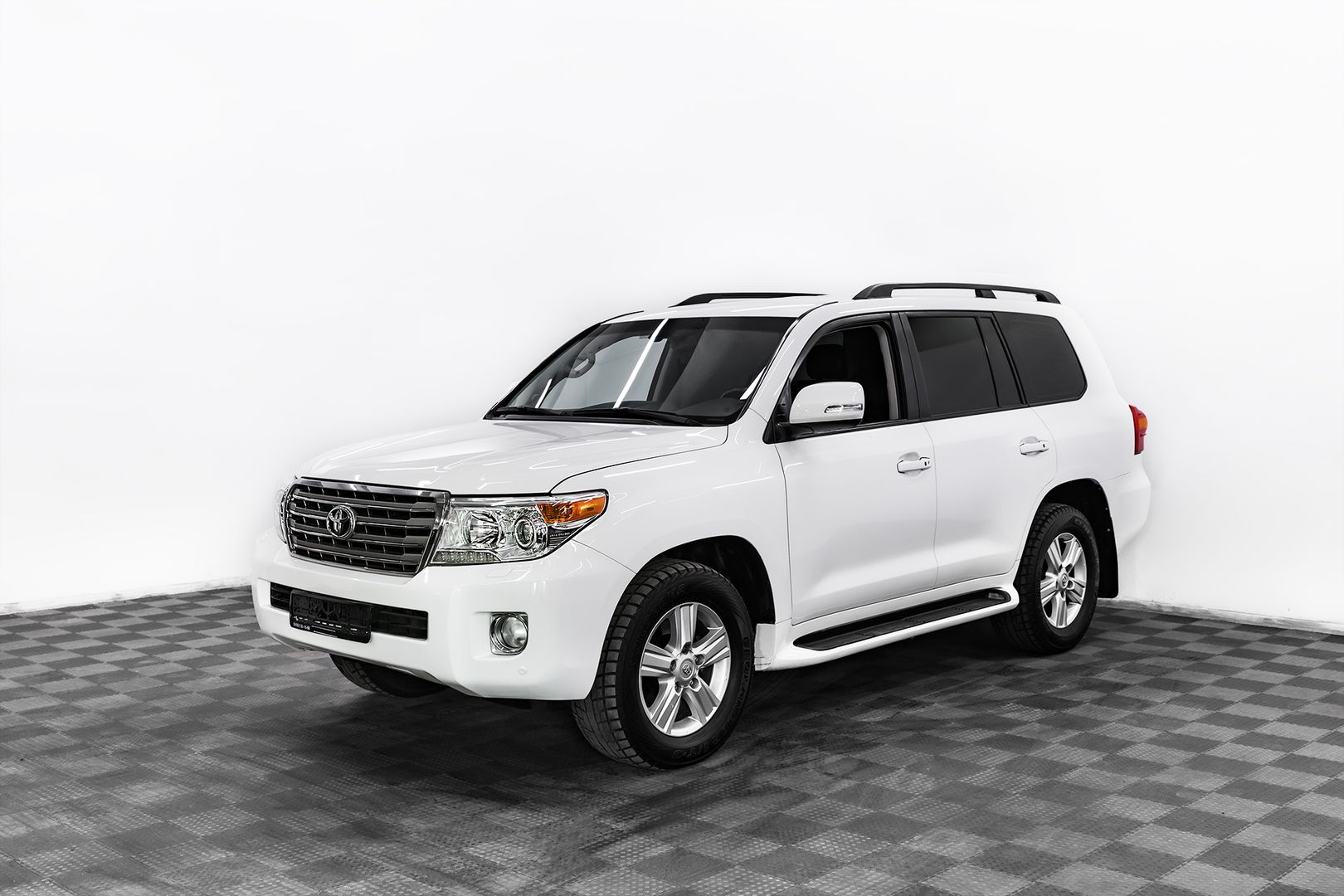 Toyota Land Cruiser, 200 Series Рестайлинг 1, 2014 фото 1