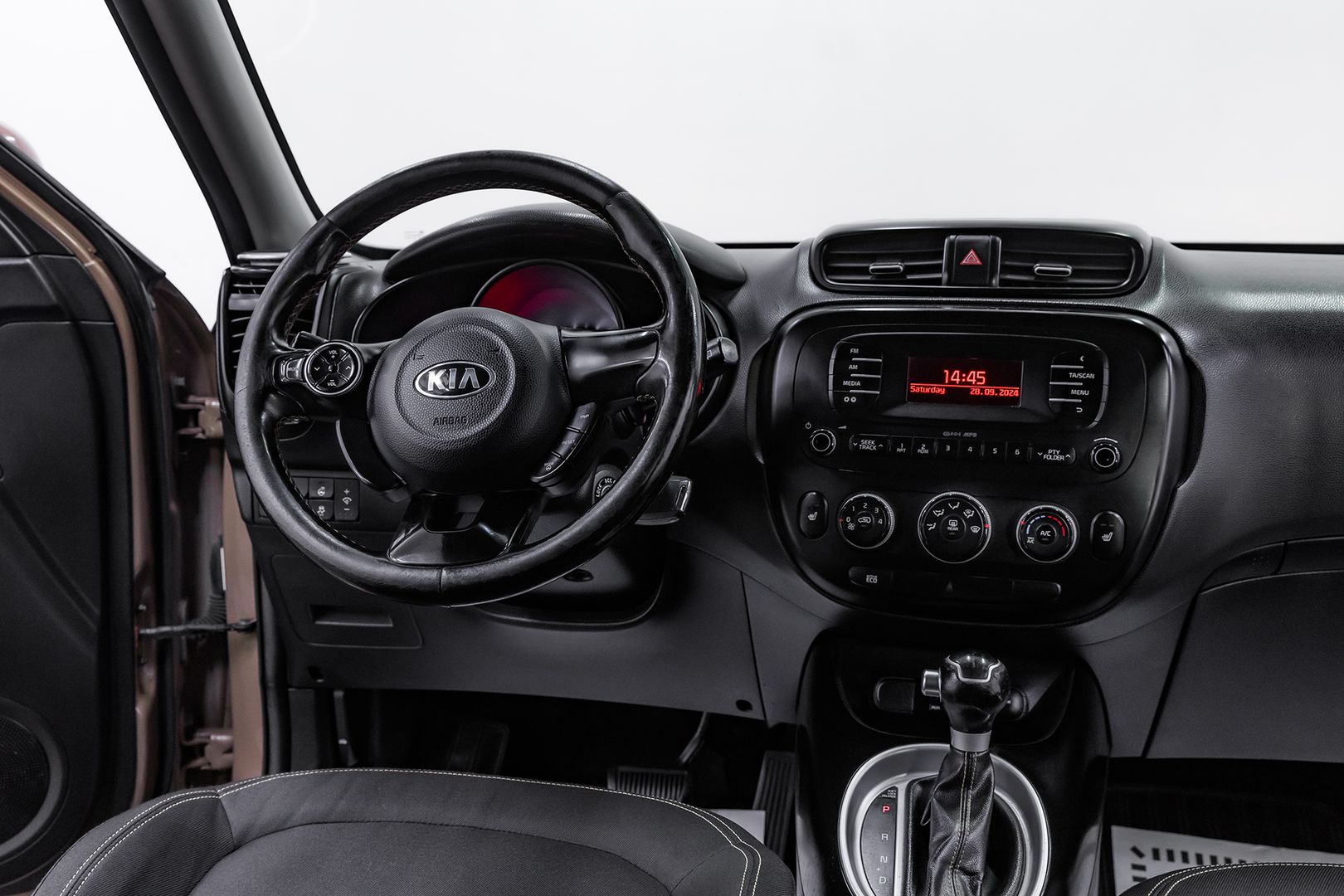 Kia Soul, II, 2014 фото 10