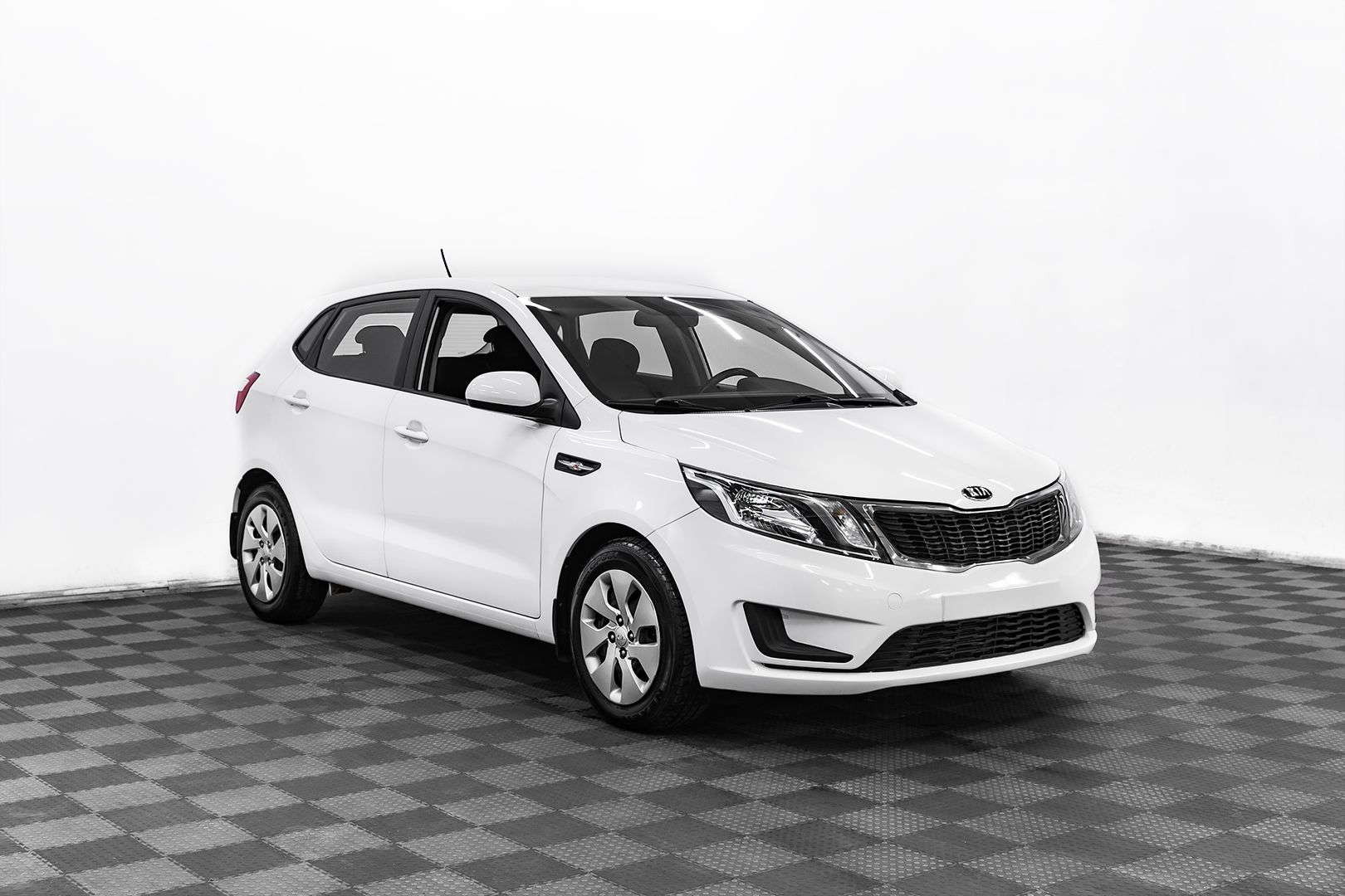 Kia Rio, III, 2015 фото 2