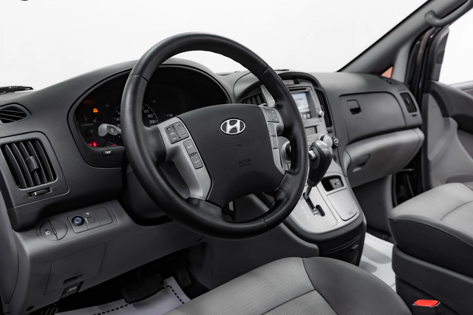 Hyundai Grand Starex, I, 2010 фото 16