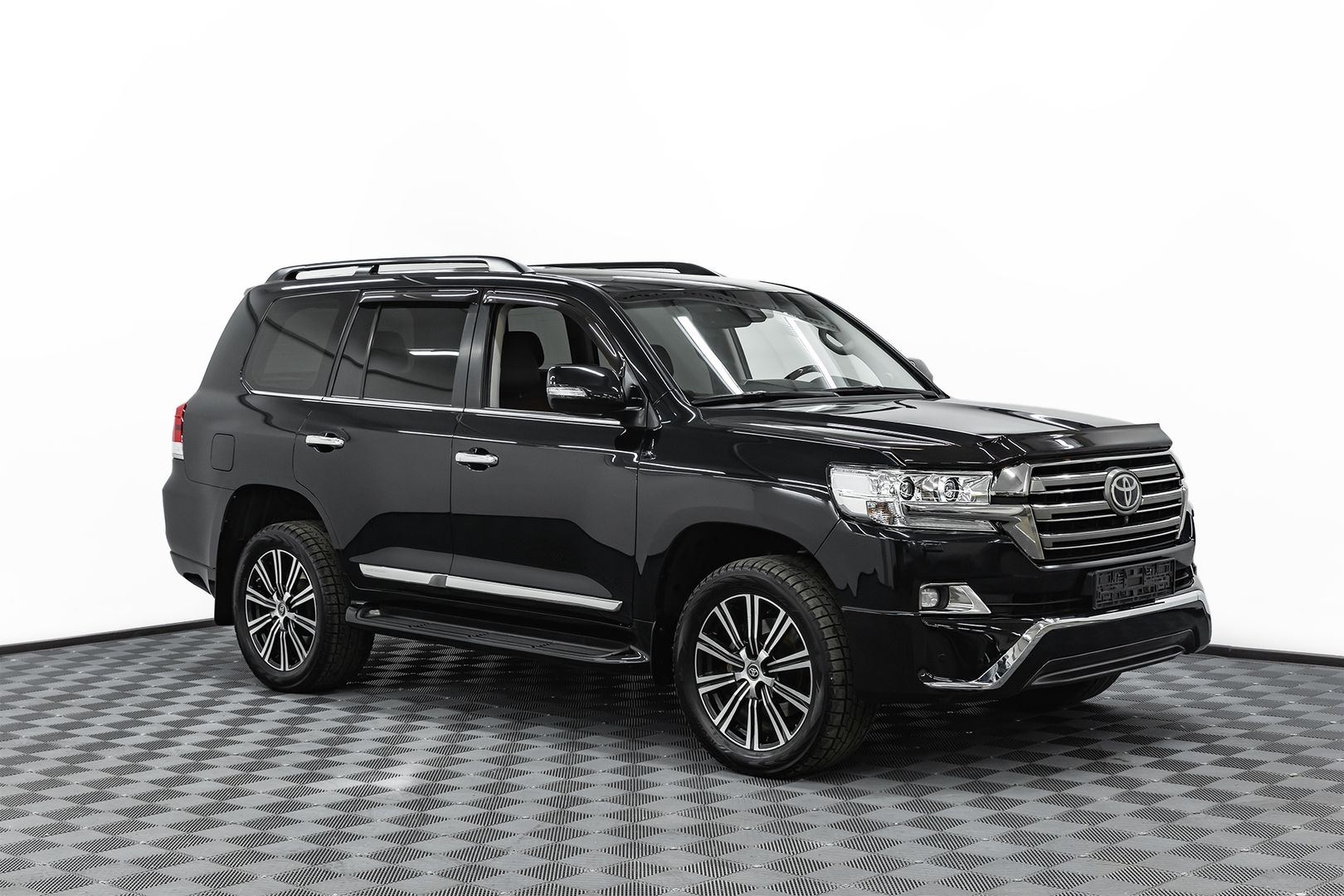 Toyota Land Cruiser, 200 Series Рестайлинг 2, 2015 фото 3