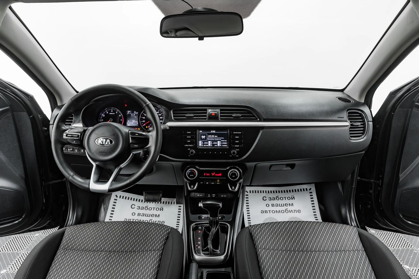 Kia Rio, IV, 2018 фото 13