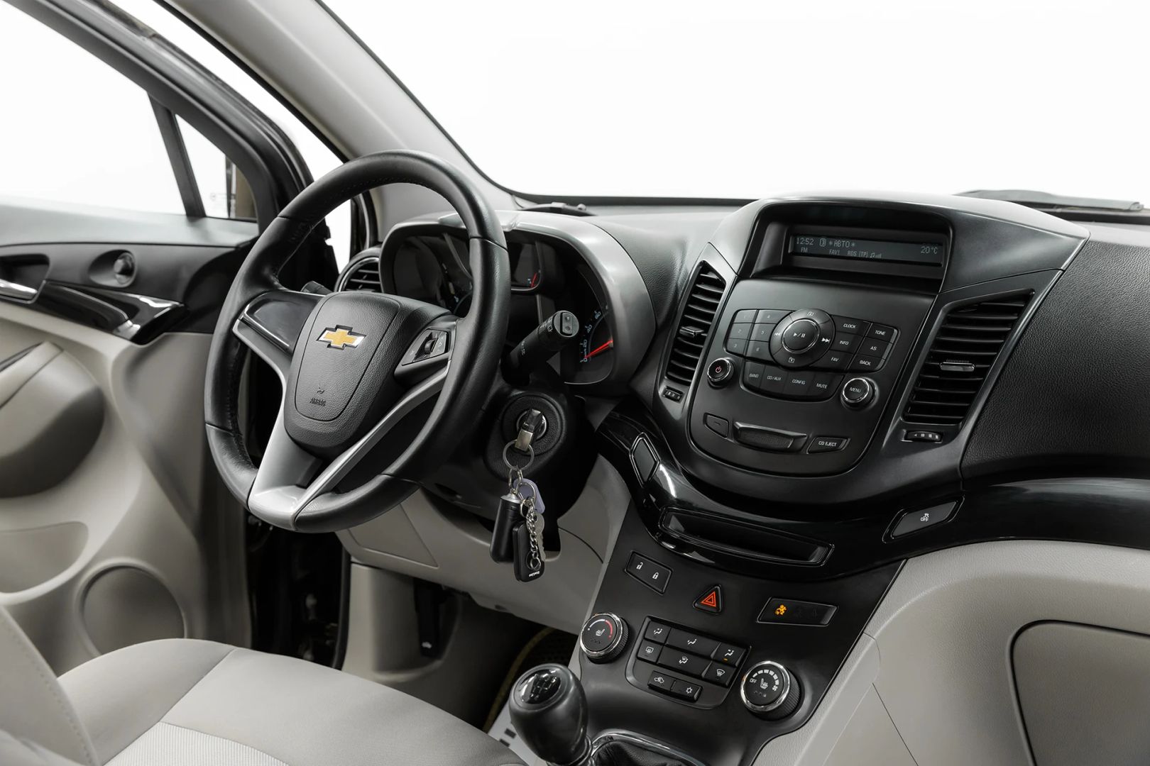 Chevrolet Orlando, I, 2013 фото 11