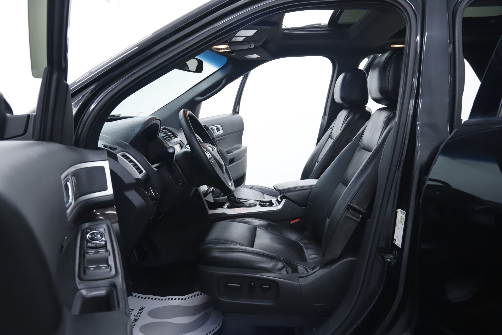 Ford Explorer, V, 2014 фото 7