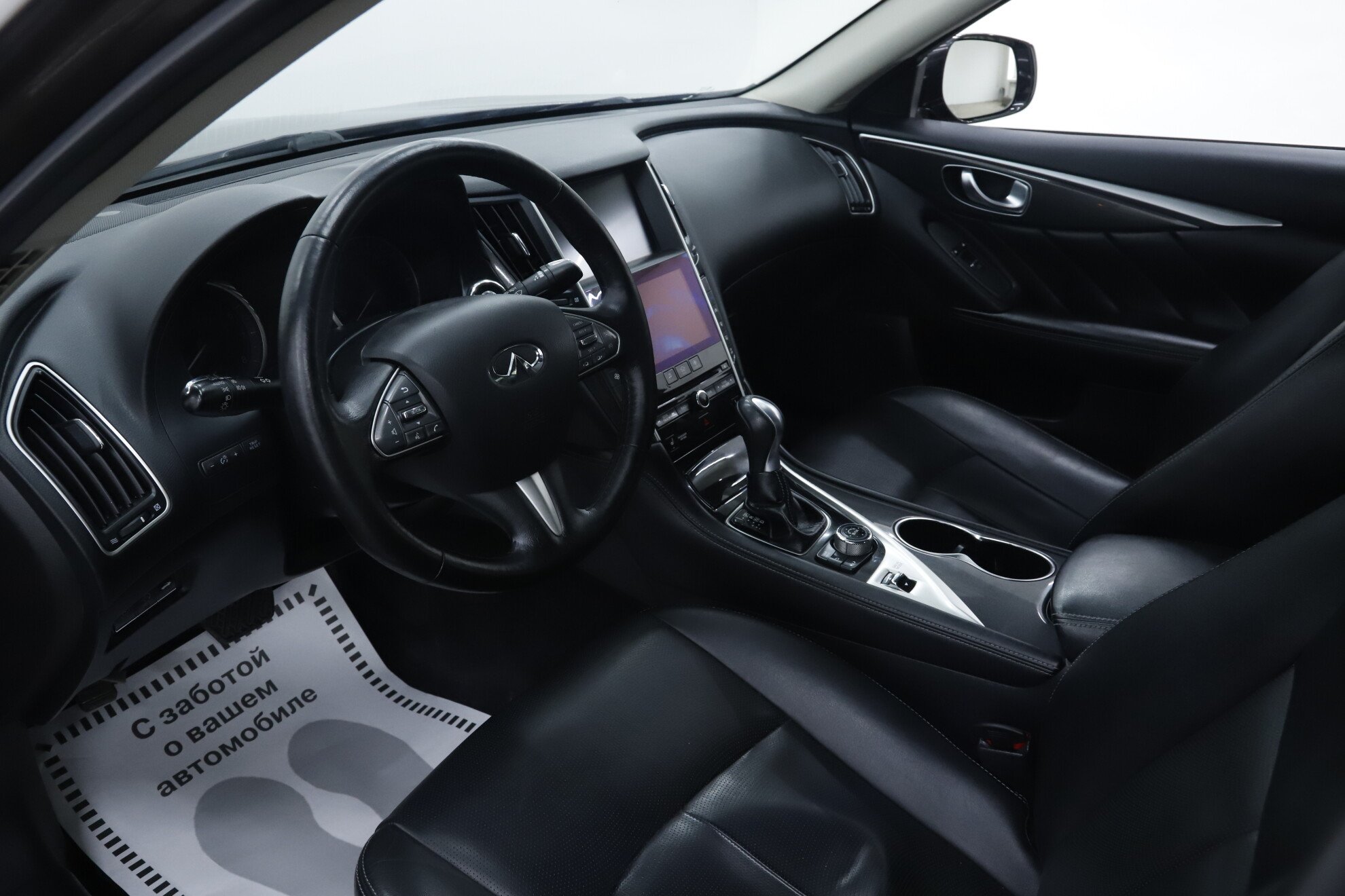 Infiniti Q50, I, 2015 фото 9